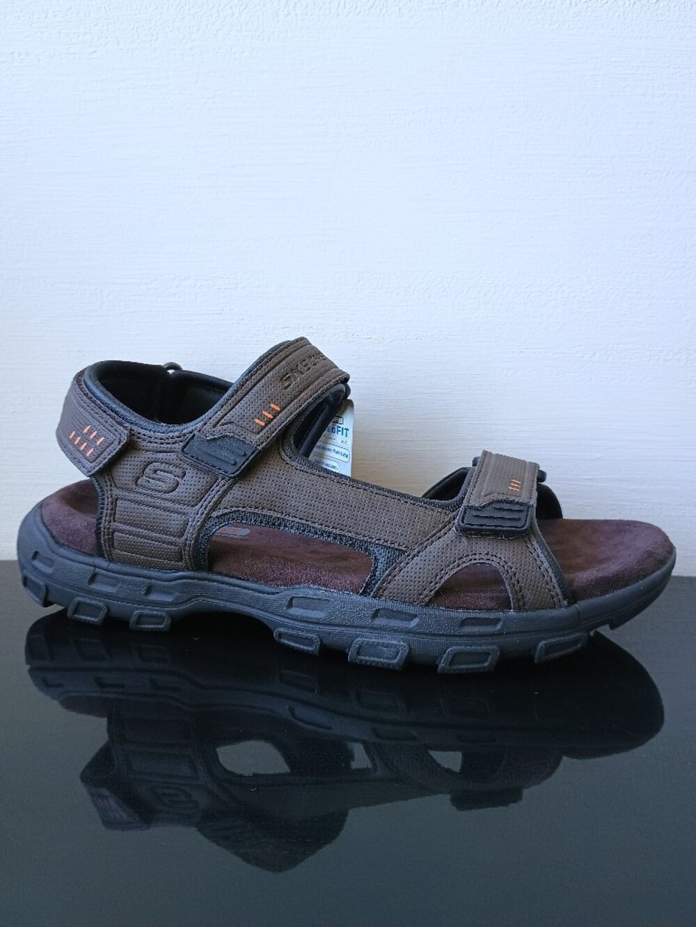 Skechers Men's Gander-Louden Lightweight Faux Leather Sandal in Popular Brown